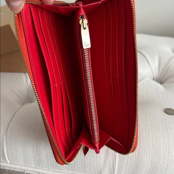 CHRISTIAN LOUBOUTIN Panettone wallet with spikes - Picture 4 of 16